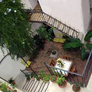 3* Affittacamere Il Cortiletto